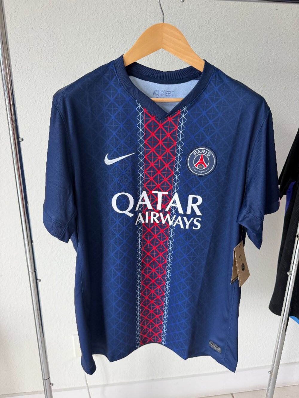 Nike Paris Saint-Germain 2025-26 Home Stadium jersey in men's size XL. Midnight